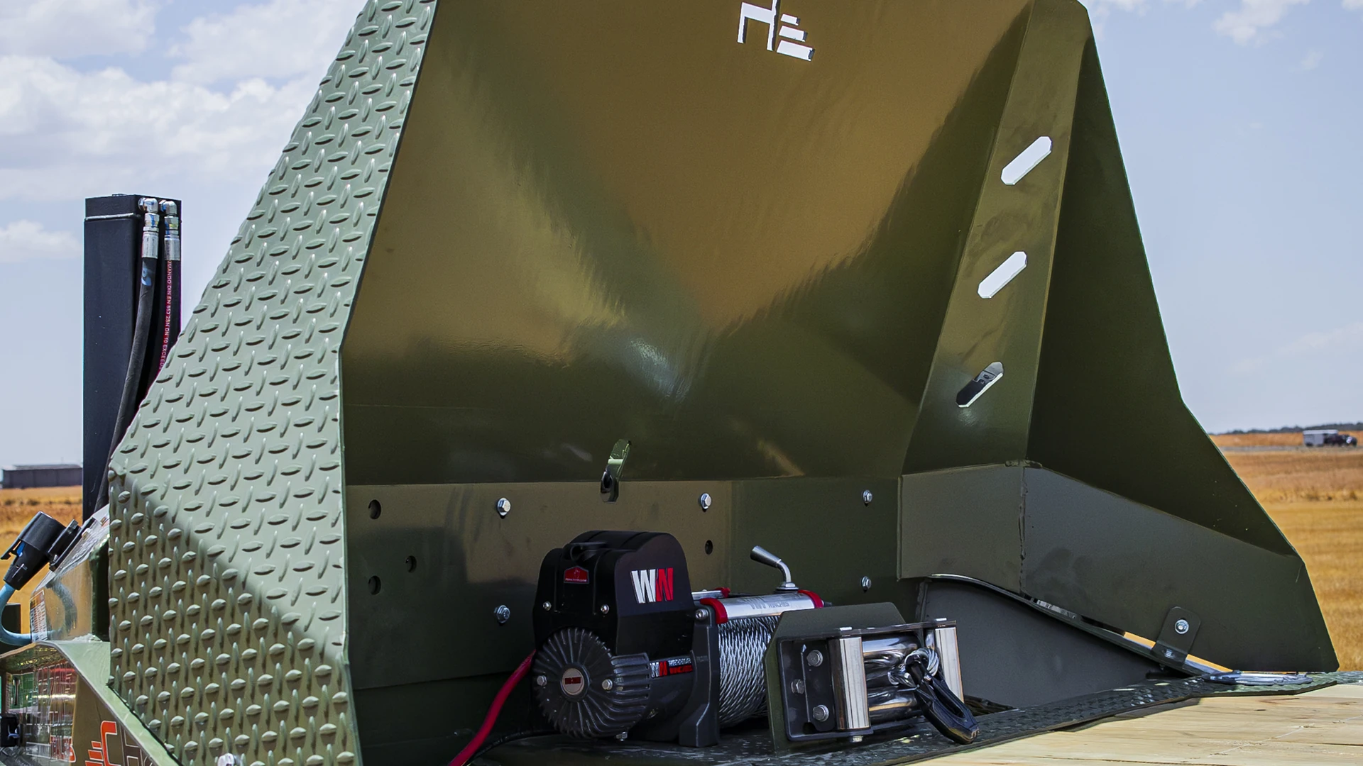 horizon trailers img